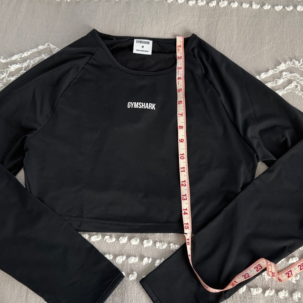 2 Gymshark Black Long Sleeve Crop Top and Lululemon Cream short sleeves